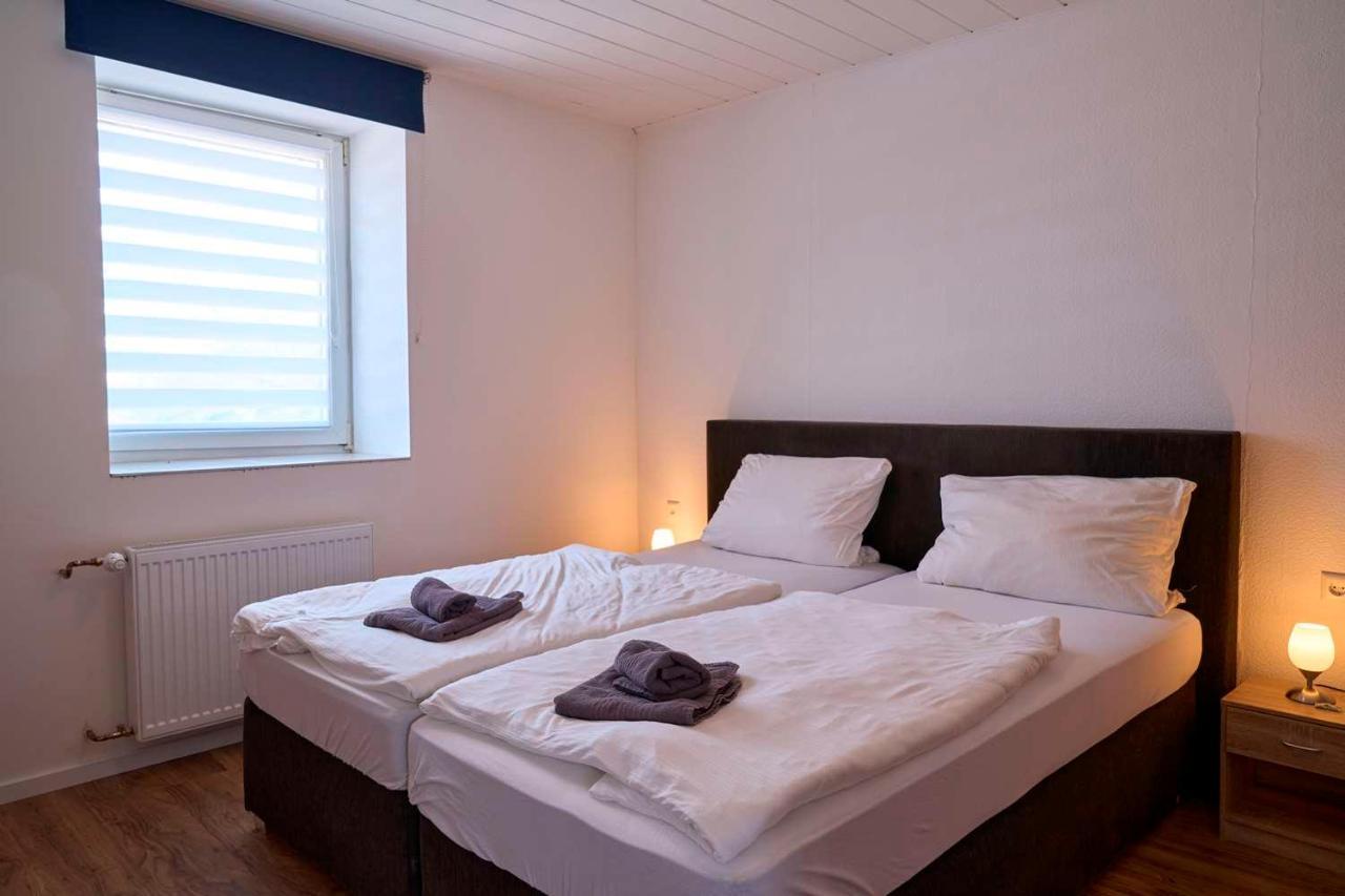 Hotel Zur Post Ochsendorf เคอนิกสลูทเทอร์ อัม เอล์ม ภายนอก รูปภาพ